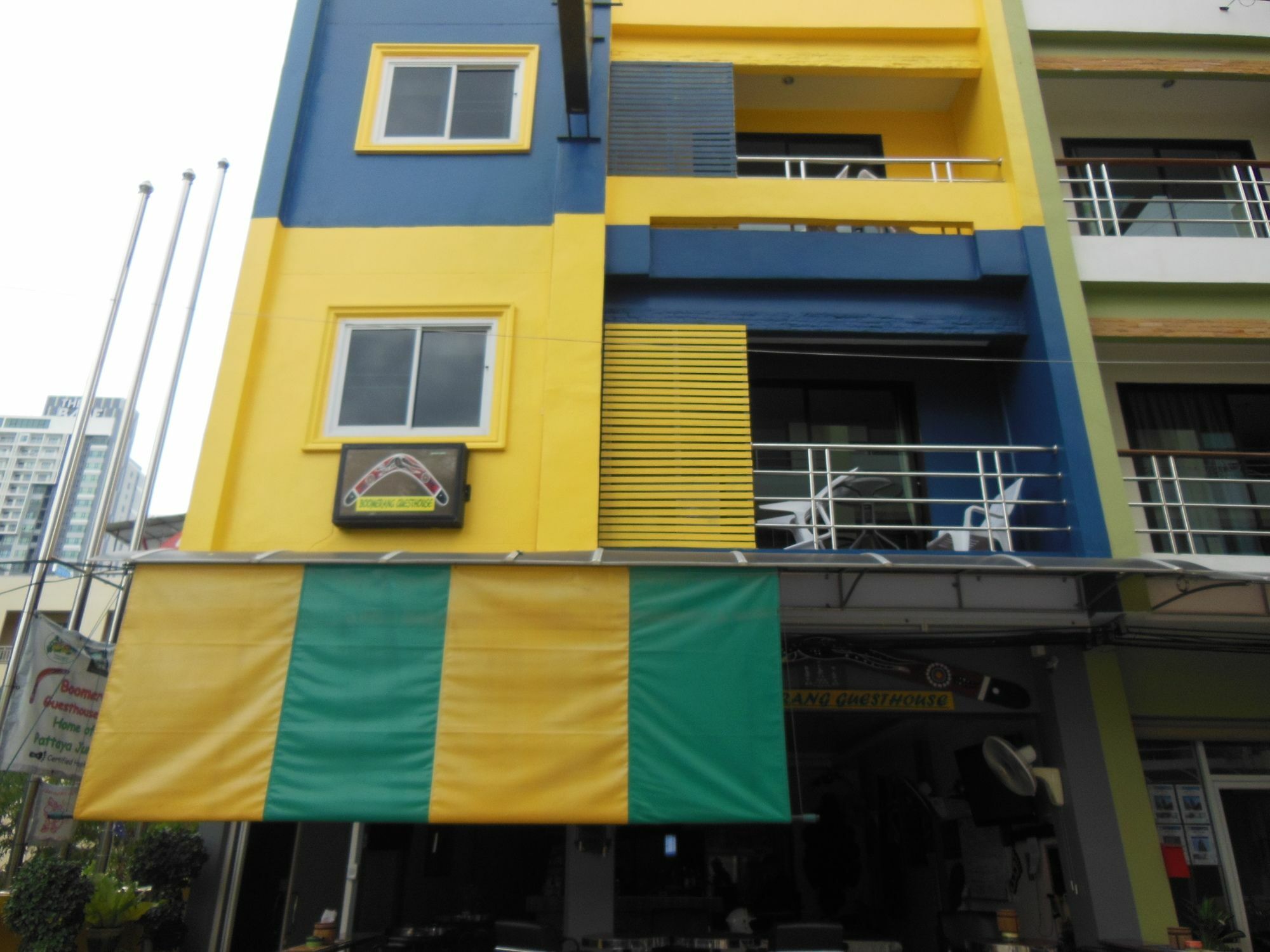 פאטאיה Boomerang Guesthouse And Bar מראה חיצוני תמונה