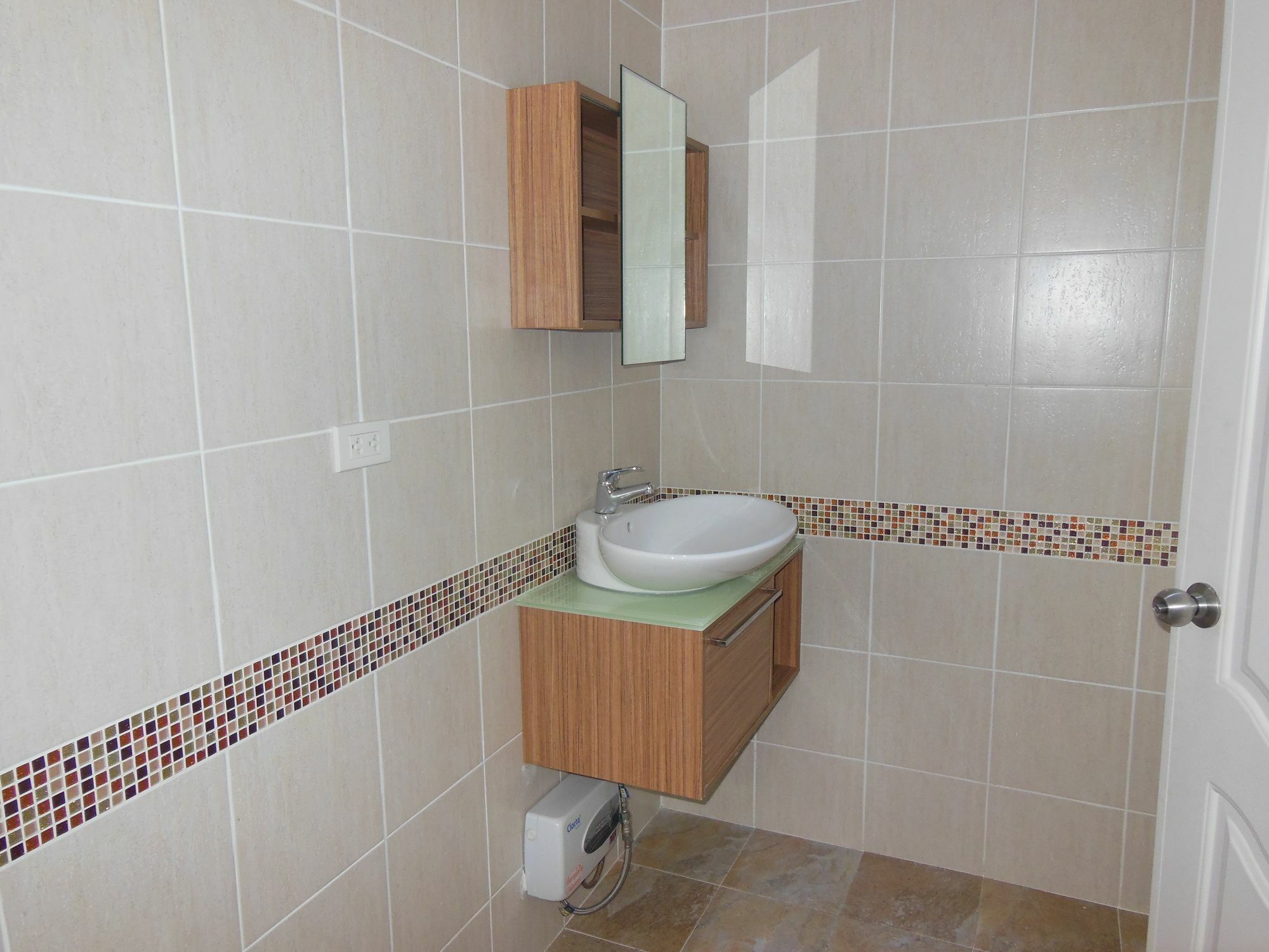 פאטאיה Boomerang Guesthouse And Bar מראה חיצוני תמונה